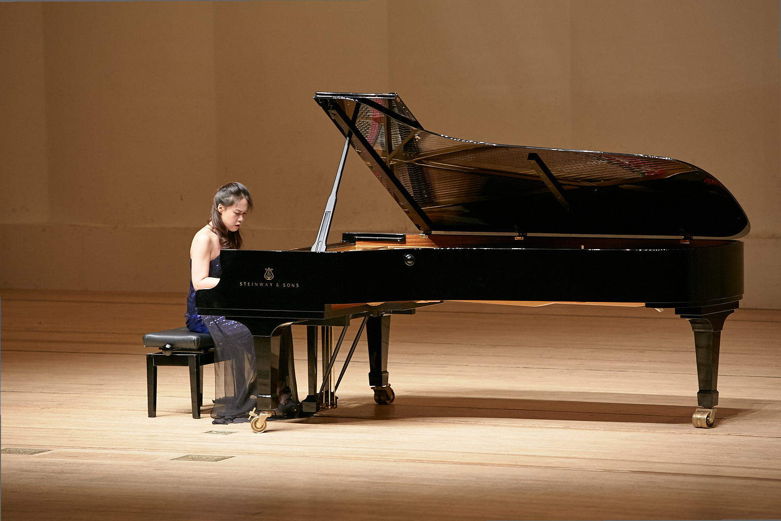 241A9916.jpg