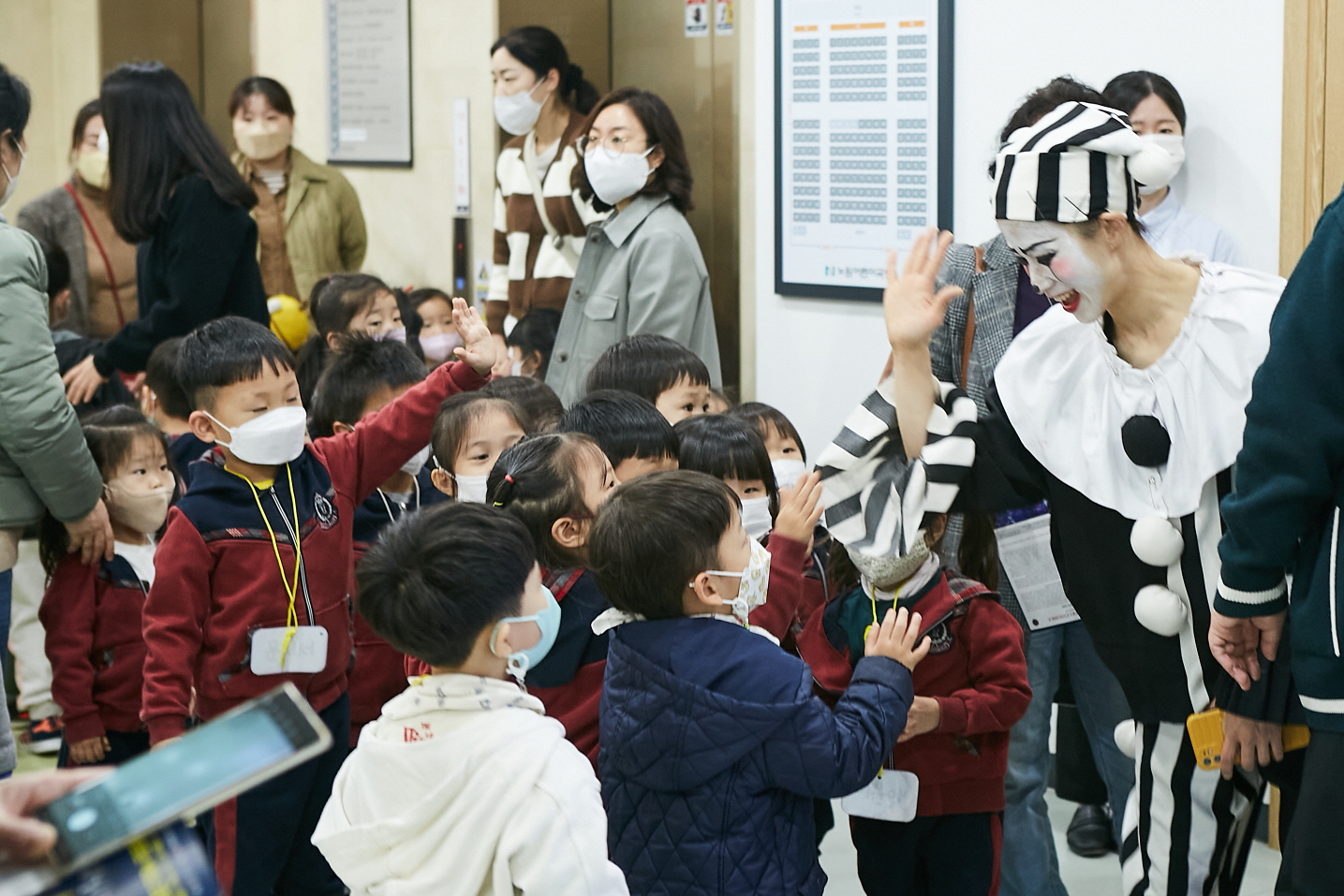 포스터 50241A7356.jpg