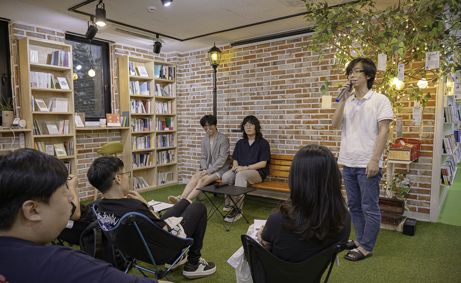 책방봄-10.jpg
