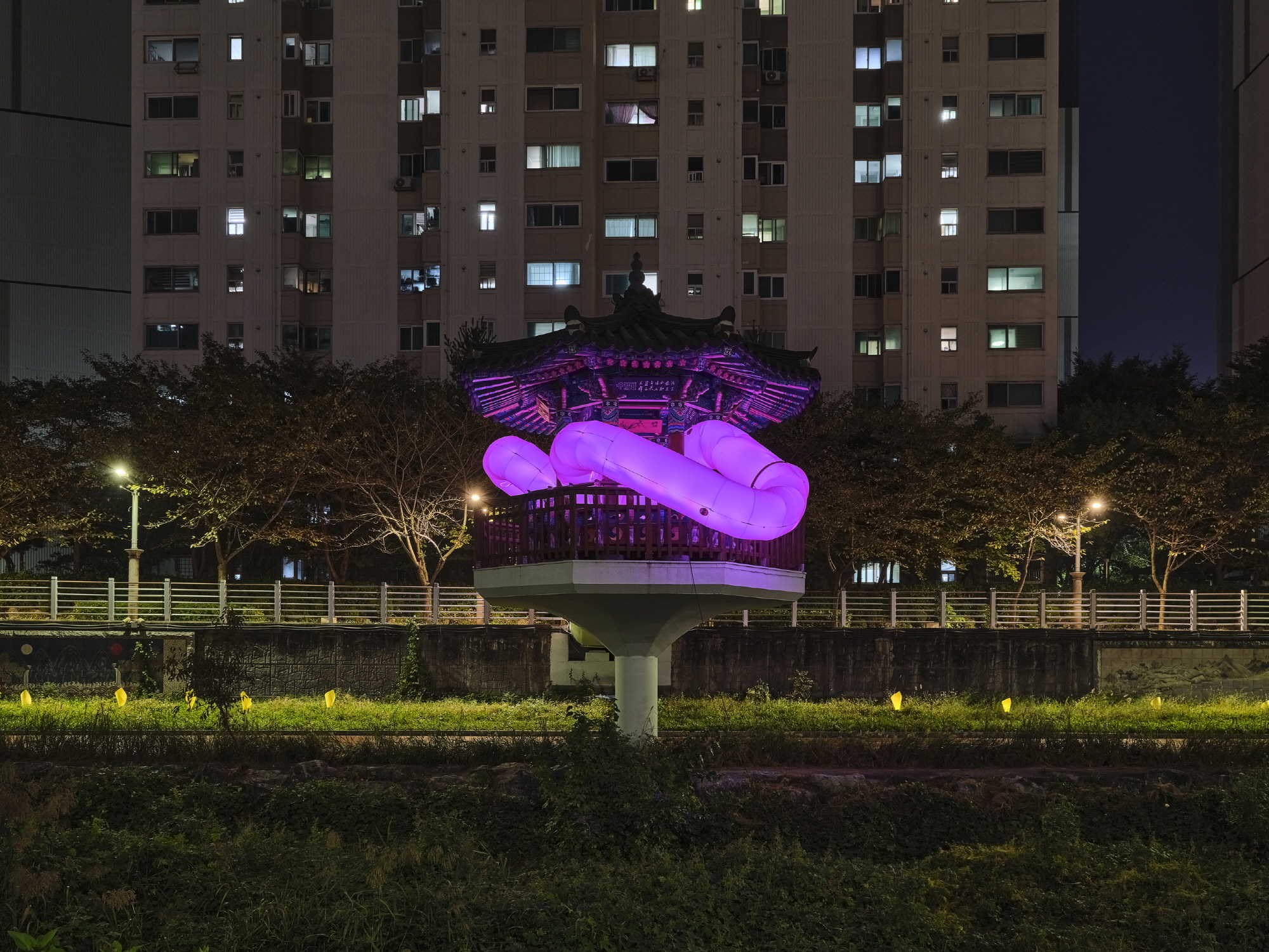 [크기변환]서성협_슈욱슉버언쩍1.jpg